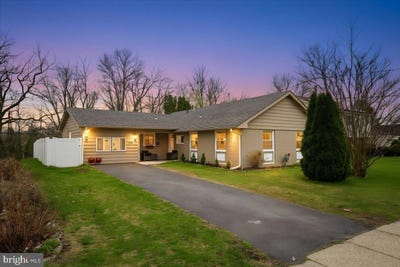 /international/us/126-millbrook-drive-willingboro-nj-110107168210/