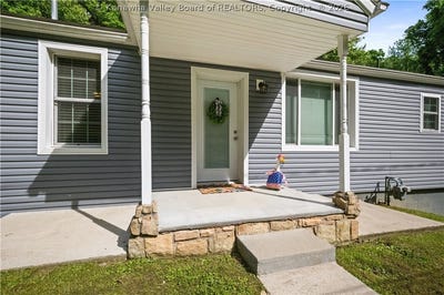/international/us/300-dutch-road-charleston-wv-110108543347/