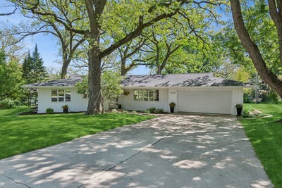 /international/us/840-hawthorne-drive-naperville-il-110108028097/