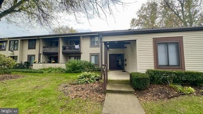 /international/us/11-twin-rivers-drive-n-hightstown-nj-110120614410/