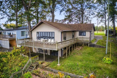 /international/us/48168-70th-avenue-decatur-mi-110107353453/