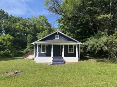 /international/us/12820-w-lynchburg-salem-blue-ridge-va-110108587291/