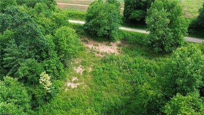 /international/us/tbd-bauguess-mill-road-traphill-nc-110100192254/