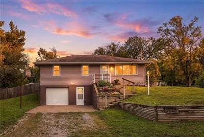 /international/us/402-depot-street-plattsburg-mo-110120464862/