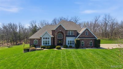 /international/us/251-lake-forest-drive-troy-mo-110107077535/