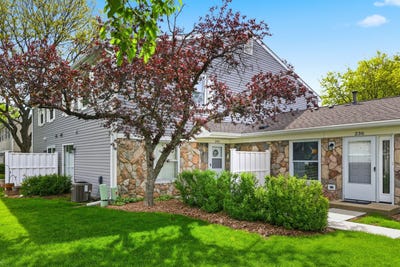 /international/us/242-nantucket-harbor-schaumburg-il-110107842486/