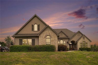/international/us/15511-salem-road-excelsior-springs-mo-110099801428/