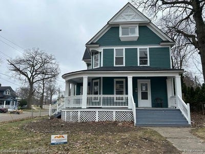 /international/us/82-palmer-avenue-pontiac-mi-110108173281/