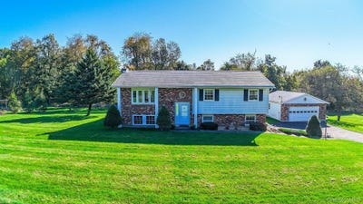 /international/us/8-gunsch-estate-drive-newburgh-ny-110120482539/