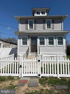 /international/us/330-w-peach-street-vineland-nj-110104950136/