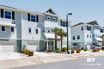 /international/us/14354-beach-heather-pensacola-fl-110119581121/