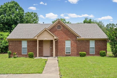 /international/us/1810-dorchester-drive-southaven-ms-110108551306/