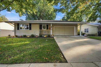 /international/us/1211-searle-drive-normal-il-110120153435/