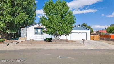 /international/us/501-e-apache-street-farmington-nm-110100677660/