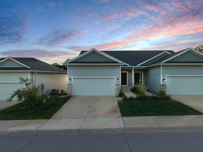 /international/us/90-keeneland-court-pleasant-hill-ia-110097045282/