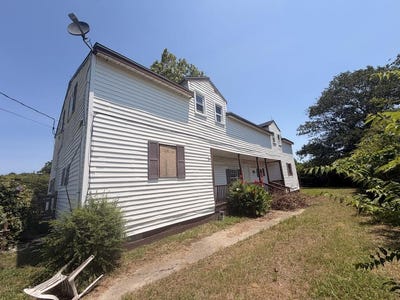 /international/us/23039-banks-rd-cape-charles-va-110109247858/
