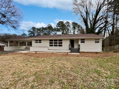 /international/us/924-springdale-lane-gastonia-nc-110097707234/?lang=en