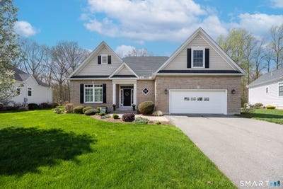 /international/us/305-richmond-glen-drive-cheshire-ct-110107929620/