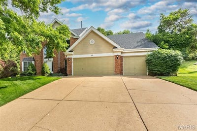 /international/us/18165-bent-ridge-drive-wildwood-mo-110108444315/