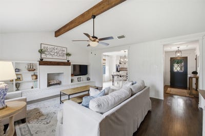 /international/us/6283-shirley-drive-north-richland-hills-tx-110109032574/