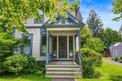 /international/us/17-w-pleasant-street-hamilton-ny-110109056878/
