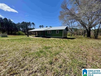 /international/us/5515-county-road-158-roanoke-al-110108610115/