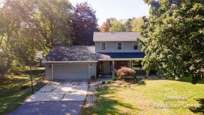 /international/us/10861-68th-avenue-allendale-mi-110120418602/