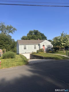 /international/us/5-herster-drive-east-lyme-ct-110108680396/