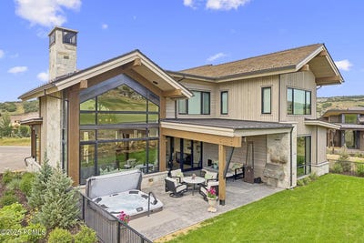 /international/us/4005-e-coopers-hawk-loop-kamas-ut-110100984489/