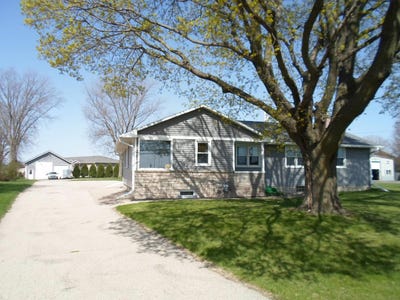 /international/us/1804-n-spring-street-beaver-dam-wi-110107520160/