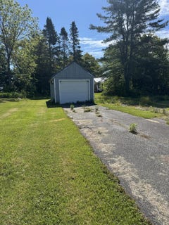 /international/us/288-stinson-street-pittsfield-me-110108605411/