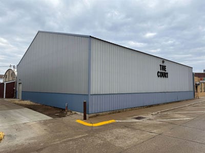 /international/us/945-3rd-avenue-sibley-ia-110097765759/