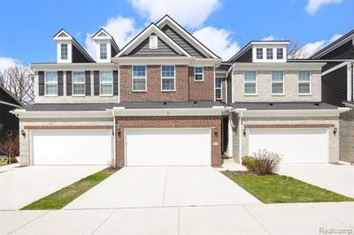 /international/us/676-n-peppermint-drive-n-rochester-hills-mi-110106581266/