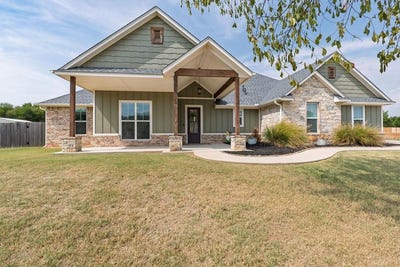 /international/us/19196-abigail-drive-shawnee-ok-110110351811/
