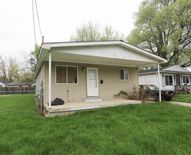 /international/us/632-monroe-street-flint-mi-110107655406/