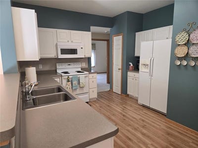 /international/us/6889-folkestone-road-apple-valley-mn-110107267280/
