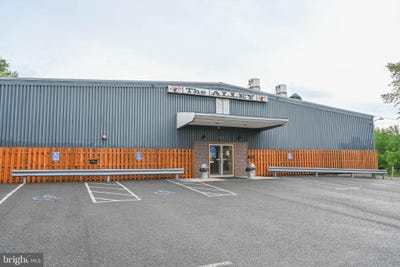/international/us/499-oakland-drive-oakland-md-110078248158/