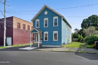 /international/us/22-108th-street-troy-ny-110109869785/