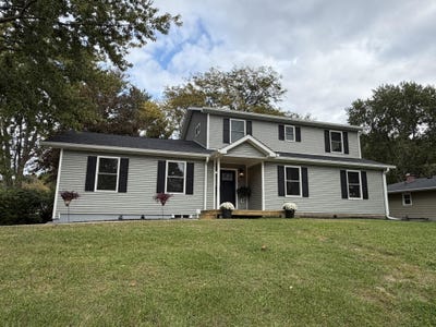 /international/us/235-park-crest-drive-freeport-il-110120606999/
