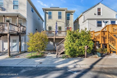 /international/us/13-locust-street-highlands-nj-110107334328/
