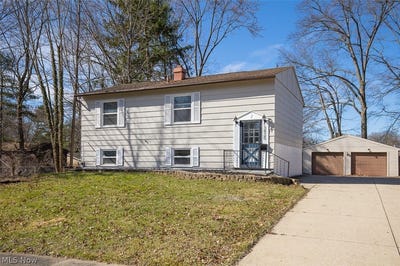 /international/us/3820-seneca-street-stow-oh-110106322658/
