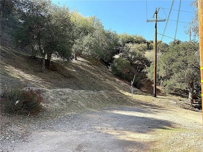 /international/us/0-high-cliff-trail-tujunga-ca-110103143078/