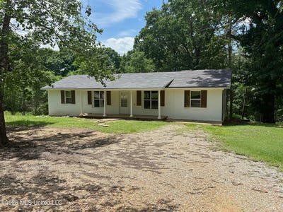 /international/us/401-potts-camp-road-waterford-ms-110108824093/