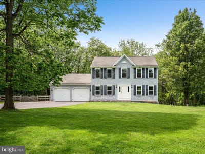 /international/us/325-chandler-drive-shepherdstown-wv-110099488969/