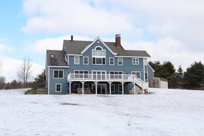 /international/us/1235-rogers-hill-newbury-vt-110101232670/