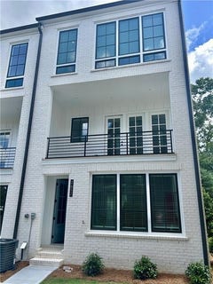 /international/us/2652-mackintosh-court-brookhaven-ga-110108570868/