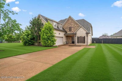 /international/us/815-saddle-creek-cove-hernando-ms-110107830273/