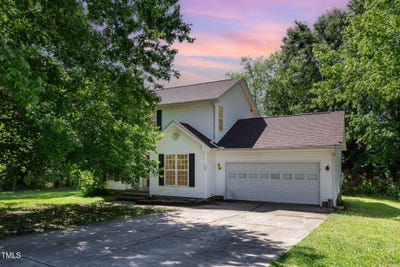 /international/us/105-hiddenwood-court-garner-nc-110099303343/