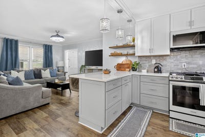 /international/us/368-3rd-avenue-lincoln-al-110102526095/