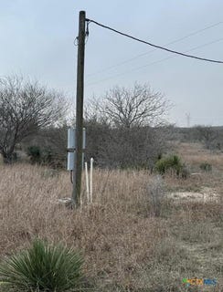 /international/us/s-county-road-153-kenedy-tx-110097343485/